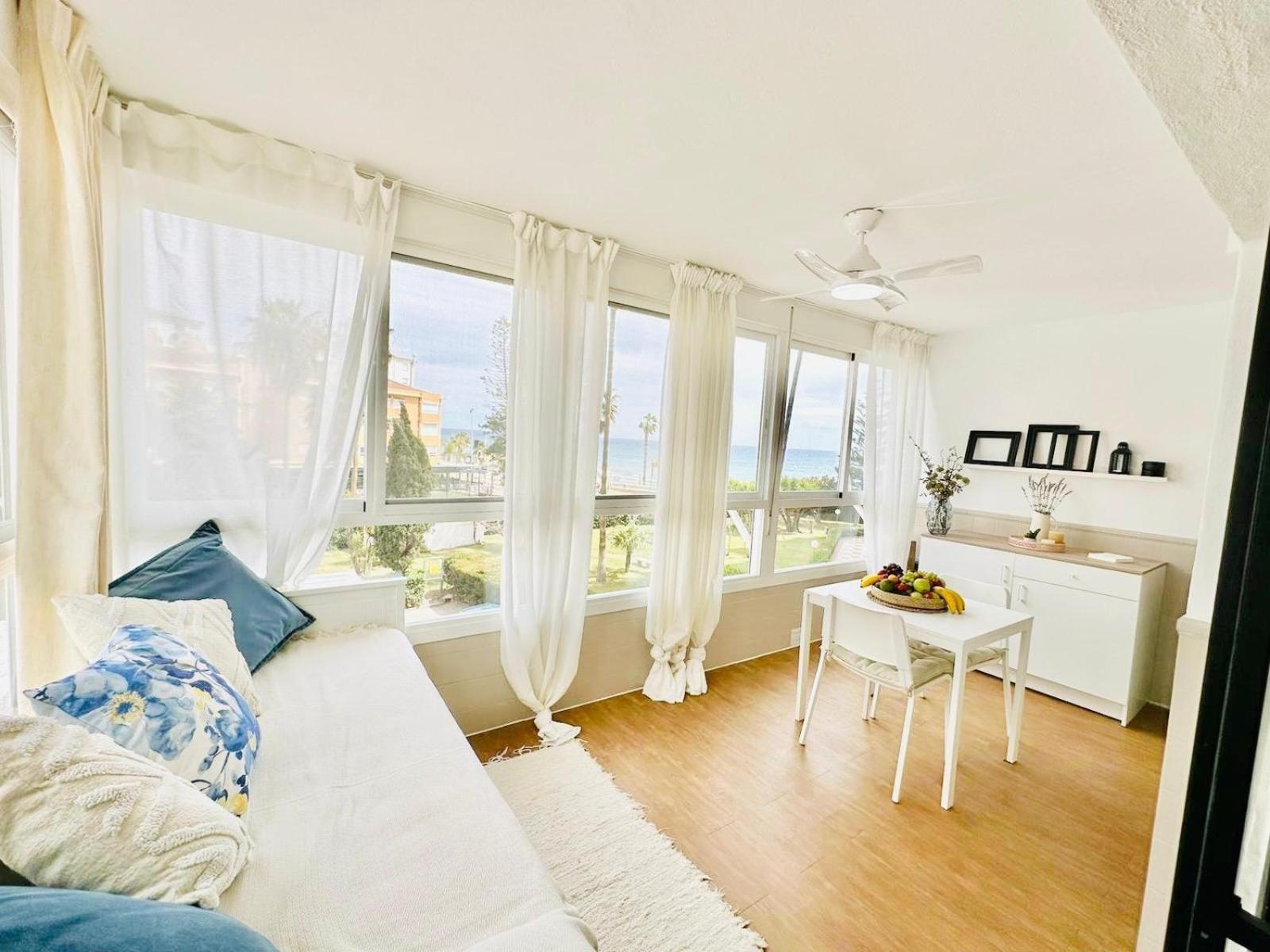 Estudio Pepa Luna Algarrobo Beach Malaga Exterior photo